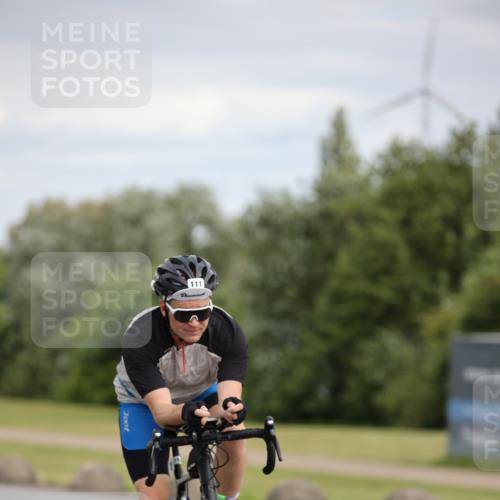 16.06.2024 - 26. Vierlanden-Triathlon Jannik Wohlers http://msf.ph/oto/6334985 16.06.2024 11:17:45 Radfahren 86, 111, 151 meine-sportfotos.de