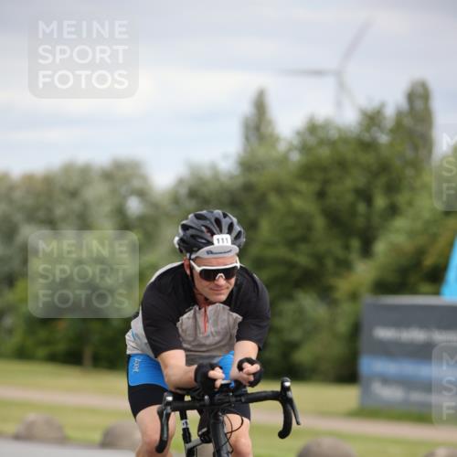 16.06.2024 - 26. Vierlanden-Triathlon Jannik Wohlers http://msf.ph/oto/6334993 16.06.2024 11:17:45 Radfahren 86, 111, 151 meine-sportfotos.de