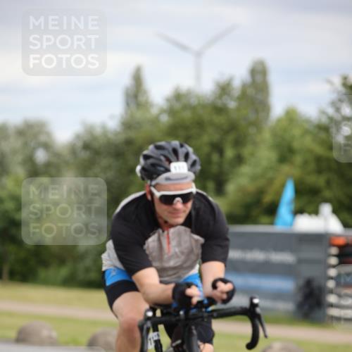 16.06.2024 - 26. Vierlanden-Triathlon Jannik Wohlers http://msf.ph/oto/6335000 16.06.2024 11:17:46 Radfahren 86, 111 meine-sportfotos.de