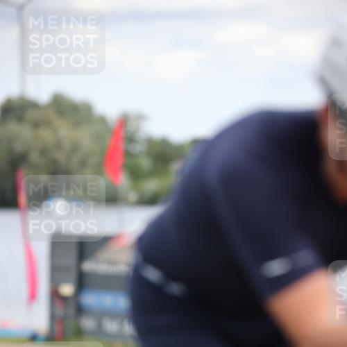 16.06.2024 - 26. Vierlanden-Triathlon Jannik Wohlers http://msf.ph/oto/6335061 16.06.2024 11:18:10 Radfahren 25, 83, 105, 359, 370, 438, 470 meine-sportfotos.de