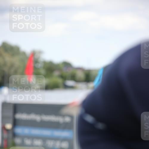 16.06.2024 - 26. Vierlanden-Triathlon Jannik Wohlers http://msf.ph/oto/6335064 16.06.2024 11:18:10 Radfahren 25, 83, 105, 359, 370, 438, 470 meine-sportfotos.de
