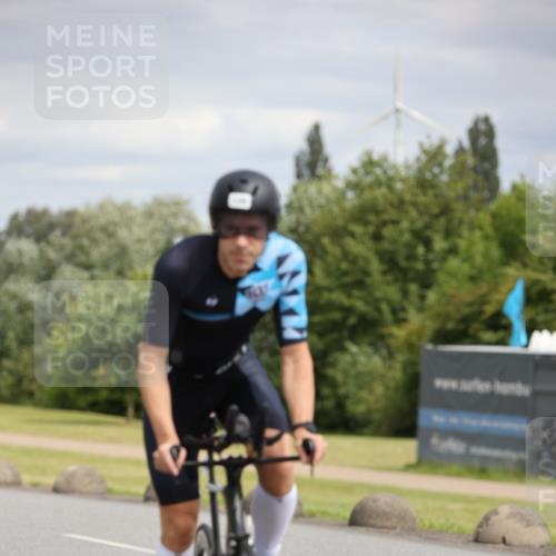 16.06.2024 - 26. Vierlanden-Triathlon Jannik Wohlers http://msf.ph/oto/6335103 16.06.2024 11:18:25 Radfahren 17, 94, 119, 135, 354 meine-sportfotos.de