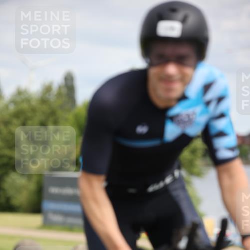 16.06.2024 - 26. Vierlanden-Triathlon Jannik Wohlers http://msf.ph/oto/6335128 16.06.2024 11:18:25 Radfahren 17, 94, 119, 135, 354 meine-sportfotos.de