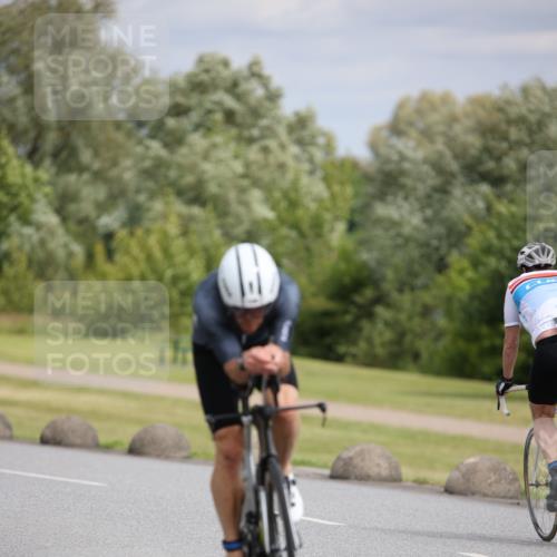 16.06.2024 - 26. Vierlanden-Triathlon Jannik Wohlers http://msf.ph/oto/6335136 16.06.2024 11:18:44 Radfahren 22, 27, 31, 106, 140, 414 meine-sportfotos.de
