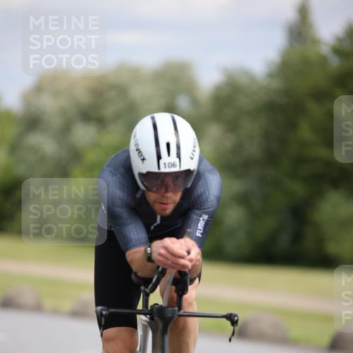 16.06.2024 - 26. Vierlanden-Triathlon Jannik Wohlers http://msf.ph/oto/6335171 16.06.2024 11:18:45 Radfahren 22, 27, 31, 106, 140, 414 meine-sportfotos.de