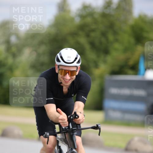 16.06.2024 - 26. Vierlanden-Triathlon Jannik Wohlers http://msf.ph/oto/6335202 16.06.2024 11:18:50 Radfahren 27, 30, 31, 47, 106, 414 meine-sportfotos.de