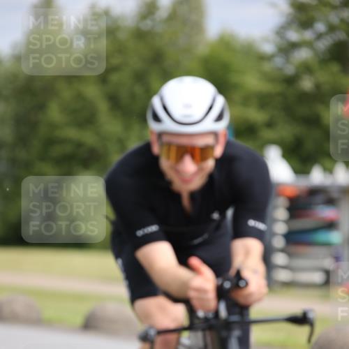 16.06.2024 - 26. Vierlanden-Triathlon Jannik Wohlers http://msf.ph/oto/6335212 16.06.2024 11:18:50 Radfahren 27, 30, 31, 47, 106, 414 meine-sportfotos.de
