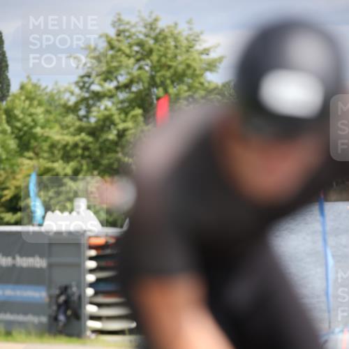 16.06.2024 - 26. Vierlanden-Triathlon Jannik Wohlers http://msf.ph/oto/6335280 16.06.2024 11:19:53 Radfahren 63, 67, 166 meine-sportfotos.de