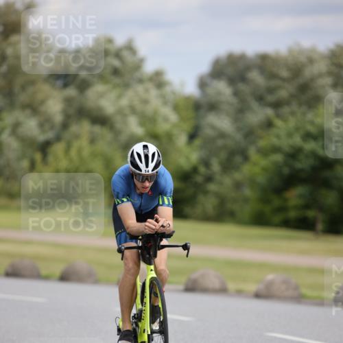 16.06.2024 - 26. Vierlanden-Triathlon Jannik Wohlers http://msf.ph/oto/6335303 16.06.2024 11:20:05 Radfahren 14, 150 meine-sportfotos.de