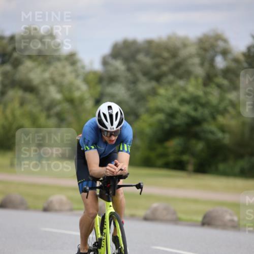 16.06.2024 - 26. Vierlanden-Triathlon Jannik Wohlers http://msf.ph/oto/6335313 16.06.2024 11:20:06 Radfahren 14, 150 meine-sportfotos.de