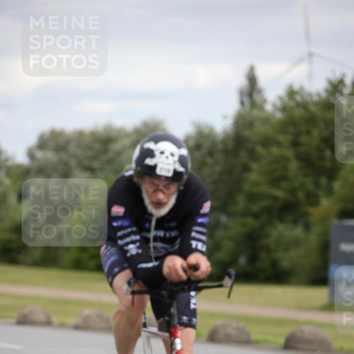 16.06.2024 - 26. Vierlanden-Triathlon Jannik Wohlers http://msf.ph/oto/6335401 16.06.2024 11:20:47 Radfahren 45, 54, 210, 386, 429 meine-sportfotos.de