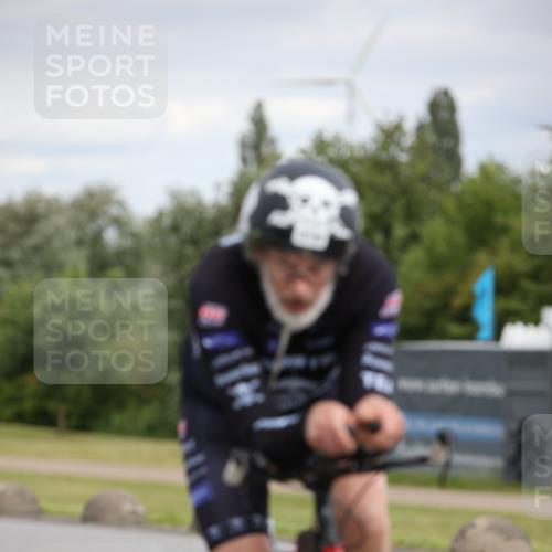 16.06.2024 - 26. Vierlanden-Triathlon Jannik Wohlers http://msf.ph/oto/6335414 16.06.2024 11:20:47 Radfahren 45, 54, 210, 386, 429 meine-sportfotos.de