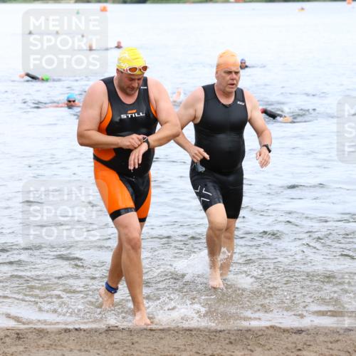 16.06.2024 - 26. Vierlanden-Triathlon Strokosch-Dieckow http://msf.ph/oto/6338584 16.06.2024 11:09:35 Schwimmen 364, 370, 380, 391, 398, 399, 437, 471, 735, 364, 370, 380, 391, 398, 399, 437, 471, 735 meine-sportfotos.de