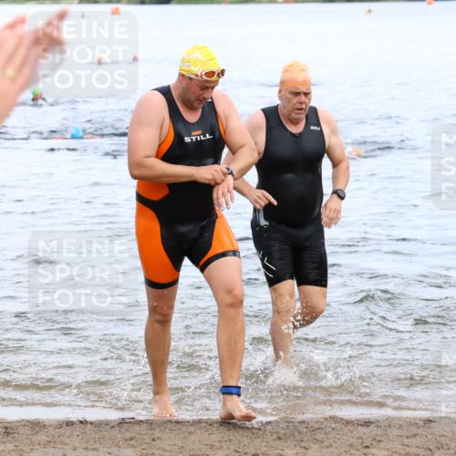 16.06.2024 - 26. Vierlanden-Triathlon Strokosch-Dieckow http://msf.ph/oto/6338587 16.06.2024 11:09:36 Schwimmen 364, 370, 380, 398, 399, 437, 471, 735, 364, 370, 380, 398, 399, 437, 471, 735 meine-sportfotos.de