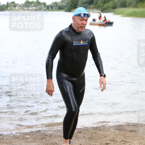 16.06.2024 - 26. Vierlanden-Triathlon Strokosch-Dieckow http://msf.ph/oto/6338599 16.06.2024 11:09:57 Schwimmen 354, 372, 386, 423, 427, 438, 354, 372, 386, 423, 427, 438 meine-sportfotos.de