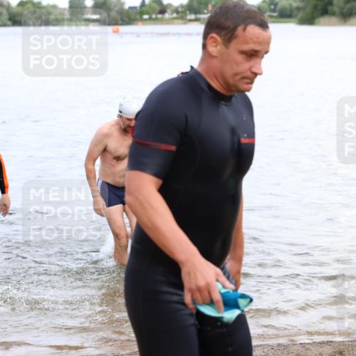 16.06.2024 - 26. Vierlanden-Triathlon Strokosch-Dieckow http://msf.ph/oto/6338603 16.06.2024 11:09:58 Schwimmen 354, 372, 386, 423, 427, 438, 354, 372, 386, 423, 427, 438 meine-sportfotos.de