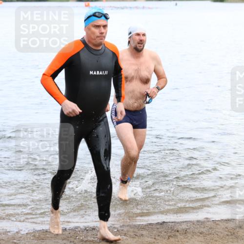 16.06.2024 - 26. Vierlanden-Triathlon Strokosch-Dieckow http://msf.ph/oto/6338604 16.06.2024 11:09:59 Schwimmen 354, 372, 386, 423, 427, 438, 354, 372, 386, 423, 427, 438 meine-sportfotos.de