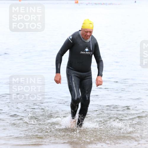 16.06.2024 - 26. Vierlanden-Triathlon Strokosch-Dieckow http://msf.ph/oto/6338609 16.06.2024 11:10:05 Schwimmen 354, 372, 386, 408, 423, 427, 438, 354, 372, 386, 408, 423, 427, 438 meine-sportfotos.de