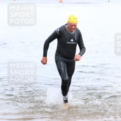 16.06.2024 - 26. Vierlanden-Triathlon Strokosch-Dieckow http://msf.ph/oto/6338610 16.06.2024 11:10:05 Schwimmen 354, 372, 386, 408, 423, 427, 438, 354, 372, 386, 408, 423, 427, 438 meine-sportfotos.de
