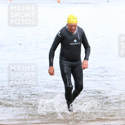 16.06.2024 - 26. Vierlanden-Triathlon Strokosch-Dieckow http://msf.ph/oto/6338612 16.06.2024 11:10:06 Schwimmen 354, 372, 386, 408, 423, 427, 438, 354, 372, 386, 408, 423, 427, 438 meine-sportfotos.de