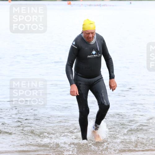 16.06.2024 - 26. Vierlanden-Triathlon Strokosch-Dieckow http://msf.ph/oto/6338613 16.06.2024 11:10:06 Schwimmen 354, 372, 386, 408, 423, 427, 438, 354, 372, 386, 408, 423, 427, 438 meine-sportfotos.de
