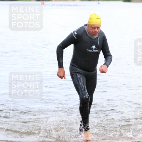 16.06.2024 - 26. Vierlanden-Triathlon Strokosch-Dieckow http://msf.ph/oto/6338618 16.06.2024 11:10:06 Schwimmen 354, 372, 386, 408, 423, 427, 438, 354, 372, 386, 408, 423, 427, 438 meine-sportfotos.de