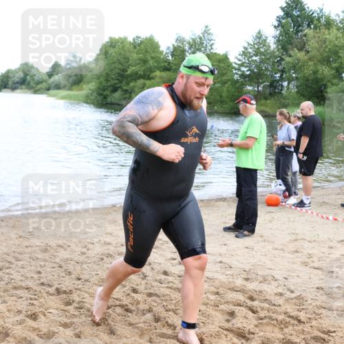 16.06.2024 - 26. Vierlanden-Triathlon Strokosch-Dieckow http://msf.ph/oto/6338660 16.06.2024 11:11:56 Schwimmen 360, 403, 360, 403 meine-sportfotos.de