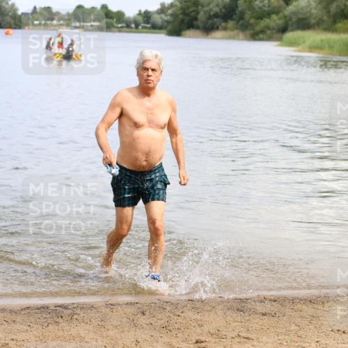 16.06.2024 - 26. Vierlanden-Triathlon Strokosch-Dieckow http://msf.ph/oto/6338681 16.06.2024 11:13:46 Schwimmen 461, 626, 461, 626 meine-sportfotos.de