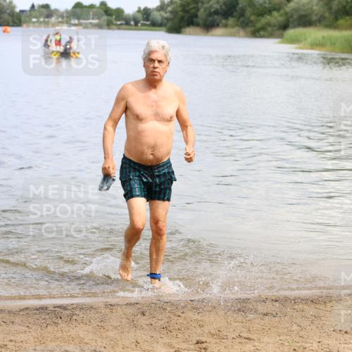 16.06.2024 - 26. Vierlanden-Triathlon Strokosch-Dieckow http://msf.ph/oto/6338682 16.06.2024 11:13:46 Schwimmen 461, 626, 461, 626 meine-sportfotos.de