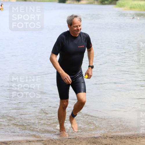 16.06.2024 - 26. Vierlanden-Triathlon Strokosch-Dieckow http://msf.ph/oto/6338690 16.06.2024 11:14:20 Schwimmen 378, 628, 378, 628 meine-sportfotos.de