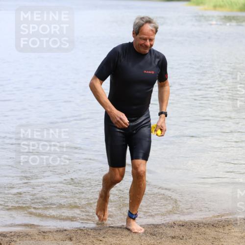 16.06.2024 - 26. Vierlanden-Triathlon Strokosch-Dieckow http://msf.ph/oto/6338692 16.06.2024 11:14:20 Schwimmen 378, 628, 378, 628 meine-sportfotos.de