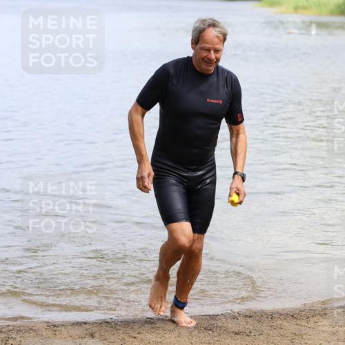 16.06.2024 - 26. Vierlanden-Triathlon Strokosch-Dieckow http://msf.ph/oto/6338693 16.06.2024 11:14:21 Schwimmen 378, 628, 378, 628 meine-sportfotos.de
