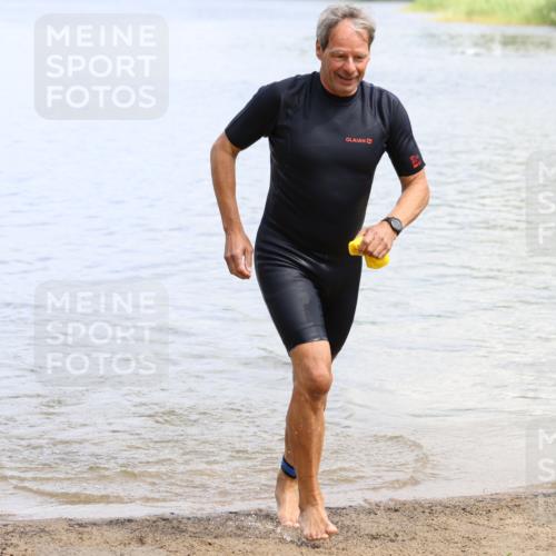 16.06.2024 - 26. Vierlanden-Triathlon Strokosch-Dieckow http://msf.ph/oto/6338694 16.06.2024 11:14:21 Schwimmen 378, 628, 378, 628 meine-sportfotos.de