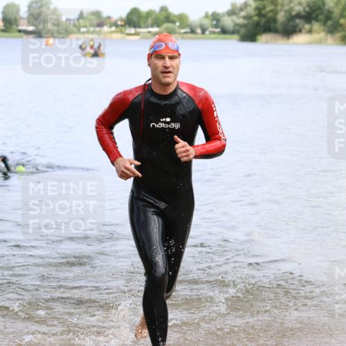 16.06.2024 - 26. Vierlanden-Triathlon Strokosch-Dieckow http://msf.ph/oto/6338696 16.06.2024 11:14:29 Schwimmen 378, 628, 378, 628 meine-sportfotos.de
