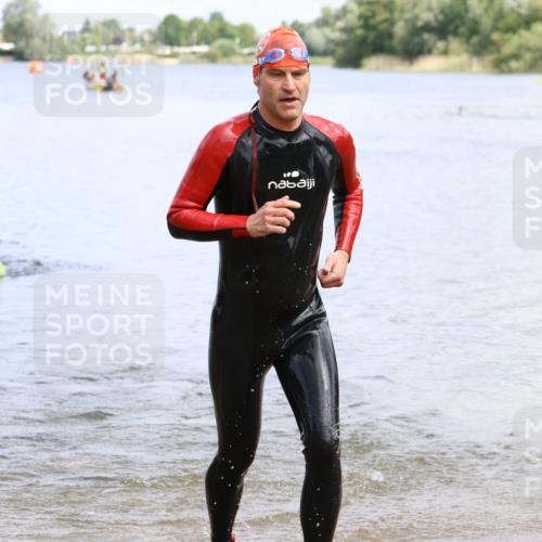 16.06.2024 - 26. Vierlanden-Triathlon Strokosch-Dieckow http://msf.ph/oto/6338698 16.06.2024 11:14:29 Schwimmen 378, 628, 378, 628 meine-sportfotos.de