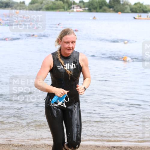 16.06.2024 - 26. Vierlanden-Triathlon Strokosch-Dieckow http://msf.ph/oto/6338718 16.06.2024 11:14:57 Schwimmen 560, 564, 560, 564 meine-sportfotos.de