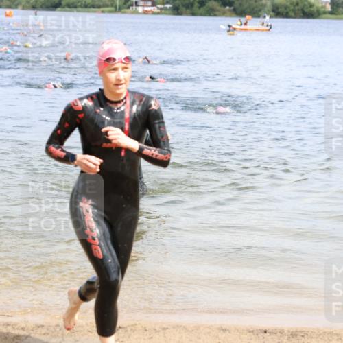 16.06.2024 - 26. Vierlanden-Triathlon Strokosch-Dieckow http://msf.ph/oto/6338739 16.06.2024 11:15:30 Schwimmen 478, 548, 581, 478, 548, 581 meine-sportfotos.de