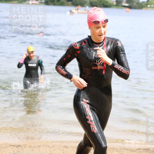 16.06.2024 - 26. Vierlanden-Triathlon Strokosch-Dieckow http://msf.ph/oto/6338744 16.06.2024 11:15:31 Schwimmen 478, 548, 581, 478, 548, 581 meine-sportfotos.de