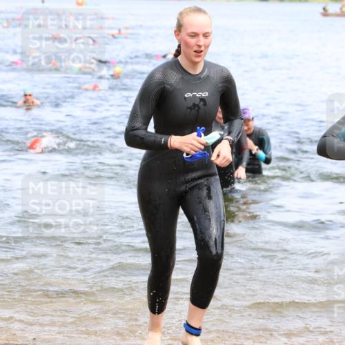 16.06.2024 - 26. Vierlanden-Triathlon Strokosch-Dieckow http://msf.ph/oto/6338781 16.06.2024 11:16:10 Schwimmen 510, 522, 526, 541, 580, 602, 621, 510, 522, 526, 541, 580, 602, 621 meine-sportfotos.de