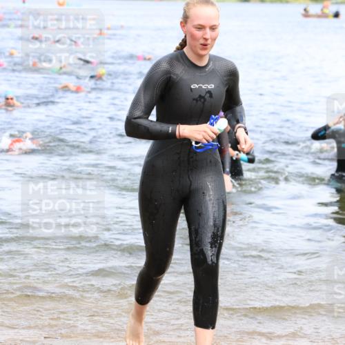 16.06.2024 - 26. Vierlanden-Triathlon Strokosch-Dieckow http://msf.ph/oto/6338782 16.06.2024 11:16:10 Schwimmen 510, 522, 526, 541, 580, 602, 621, 510, 522, 526, 541, 580, 602, 621 meine-sportfotos.de