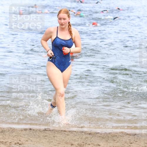 16.06.2024 - 26. Vierlanden-Triathlon Strokosch-Dieckow http://msf.ph/oto/6338784 16.06.2024 11:16:13 Schwimmen 510, 522, 526, 541, 543, 580, 602, 621, 510, 522, 526, 541, 543, 580, 602, 621 meine-sportfotos.de