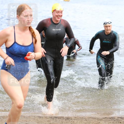 16.06.2024 - 26. Vierlanden-Triathlon Strokosch-Dieckow http://msf.ph/oto/6338789 16.06.2024 11:16:14 Schwimmen 510, 522, 526, 541, 543, 580, 602, 621, 625, 510, 522, 526, 541, 543, 580, 602, 621, 625 meine-sportfotos.de