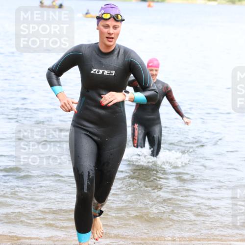 16.06.2024 - 26. Vierlanden-Triathlon Strokosch-Dieckow http://msf.ph/oto/6338792 16.06.2024 11:16:17 Schwimmen 522, 526, 541, 543, 580, 602, 621, 625, 522, 526, 541, 543, 580, 602, 621, 625 meine-sportfotos.de