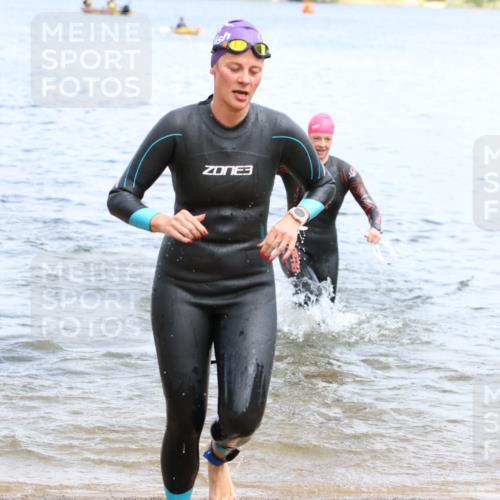 16.06.2024 - 26. Vierlanden-Triathlon Strokosch-Dieckow http://msf.ph/oto/6338793 16.06.2024 11:16:18 Schwimmen 522, 526, 541, 543, 580, 602, 621, 625, 522, 526, 541, 543, 580, 602, 621, 625 meine-sportfotos.de