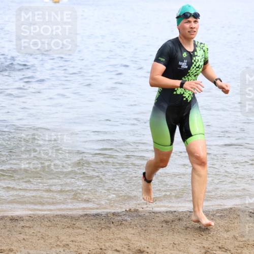 16.06.2024 - 26. Vierlanden-Triathlon Strokosch-Dieckow http://msf.ph/oto/6338824 16.06.2024 11:16:44 Schwimmen 482, 484, 502, 549, 568, 577, 637, 482, 484, 502, 549, 568, 577, 637 meine-sportfotos.de