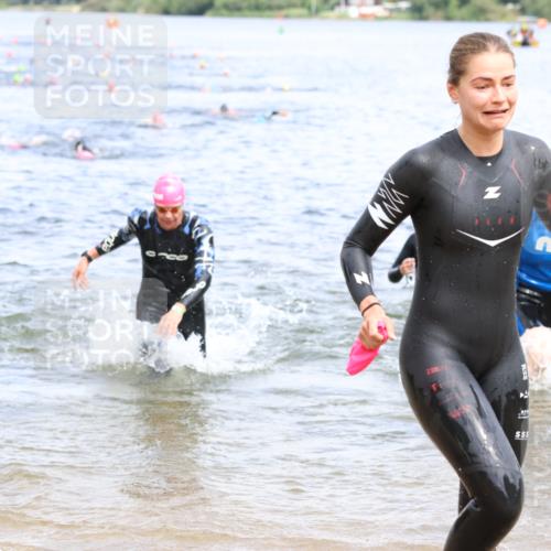 16.06.2024 - 26. Vierlanden-Triathlon Strokosch-Dieckow http://msf.ph/oto/6338829 16.06.2024 11:16:47 Schwimmen 482, 484, 502, 549, 568, 577, 591, 637, 482, 484, 502, 549, 568, 577, 591, 637 meine-sportfotos.de