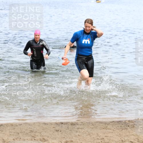 16.06.2024 - 26. Vierlanden-Triathlon Strokosch-Dieckow http://msf.ph/oto/6338833 16.06.2024 11:16:48 Schwimmen 482, 484, 502, 549, 568, 577, 591, 637, 482, 484, 502, 549, 568, 577, 591, 637 meine-sportfotos.de
