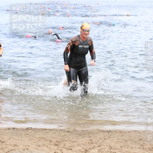 16.06.2024 - 26. Vierlanden-Triathlon Strokosch-Dieckow http://msf.ph/oto/6338846 16.06.2024 11:16:57 Schwimmen 477, 482, 485, 502, 549, 586, 591, 637, 477, 482, 485, 502, 549, 586, 591, 637 meine-sportfotos.de