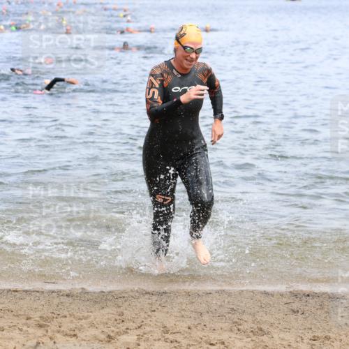 16.06.2024 - 26. Vierlanden-Triathlon Strokosch-Dieckow http://msf.ph/oto/6338849 16.06.2024 11:16:58 Schwimmen 477, 482, 485, 502, 549, 586, 591, 637, 477, 482, 485, 502, 549, 586, 591, 637 meine-sportfotos.de