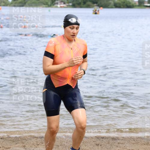 16.06.2024 - 26. Vierlanden-Triathlon Strokosch-Dieckow http://msf.ph/oto/6338853 16.06.2024 11:17:00 Schwimmen 477, 482, 485, 549, 586, 591, 637, 477, 482, 485, 549, 586, 591, 637 meine-sportfotos.de